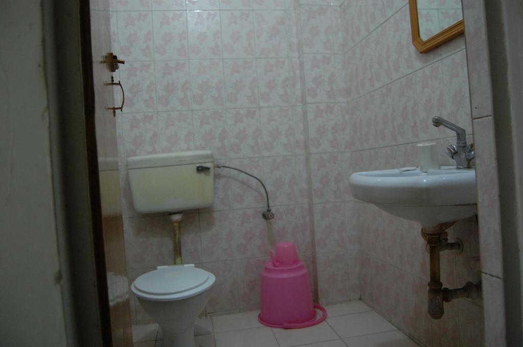 Puja Guest House Benares Kamer foto