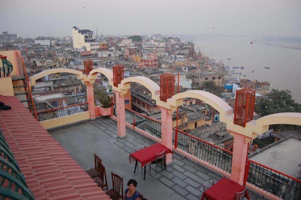Puja Guest House Benares Buitenkant foto